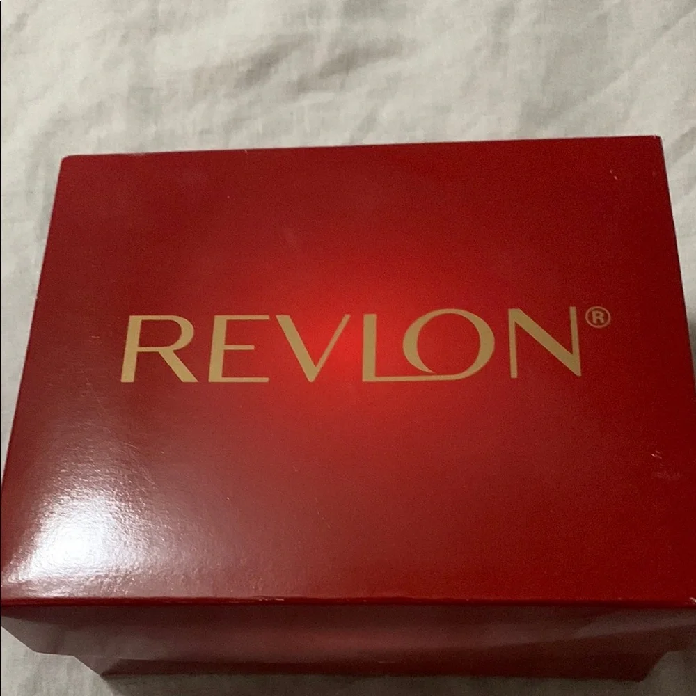 Revlon Brown Layered Hair with Sleek Face-Framing Layers - Picture 2 of 12